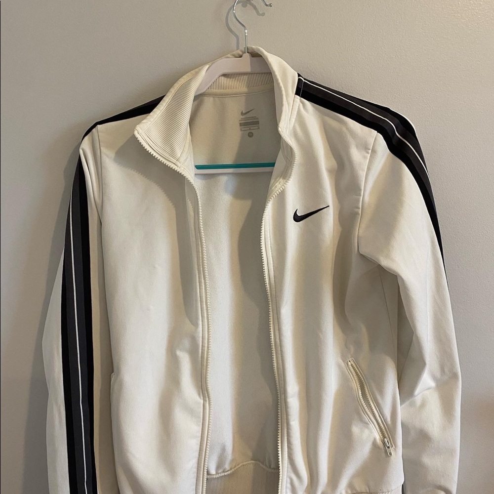 Vintage Nike jacket!